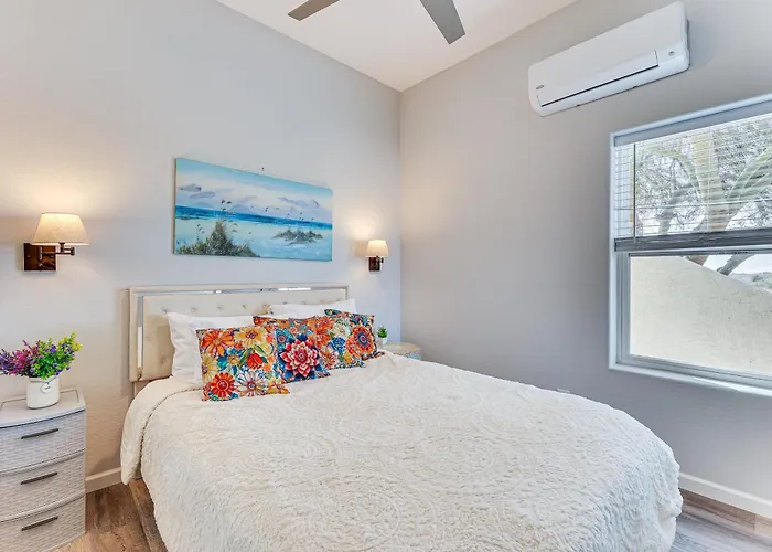 Cozy Couple's Retreat W/ Views In *